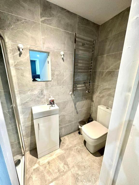 Hounslow Suites - Tw3 Zewnętrze zdjęcie