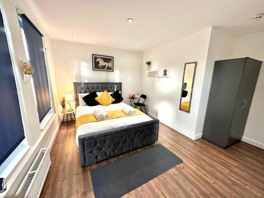 Hounslow Suites - Tw3 Zewnętrze zdjęcie